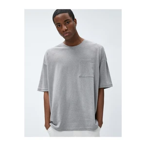 Koton Basic Oversize T-Shirt with Pocket Details, Crew Neck Half Sleeves.