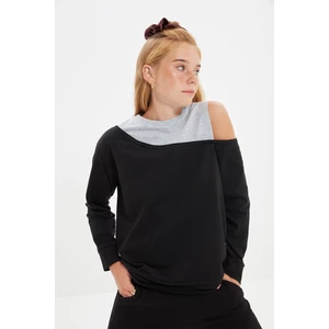 Trendyol Black Boat Neck Detailed Basic Knitted Slim Sweatshirt
