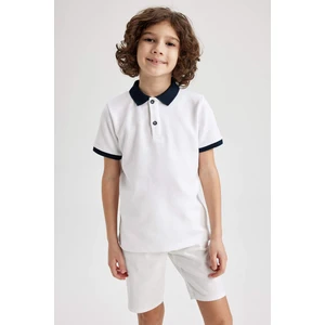 DEFACTO Boys Regular Fit Polo Neck Short Sleeved Polo T-Shirt