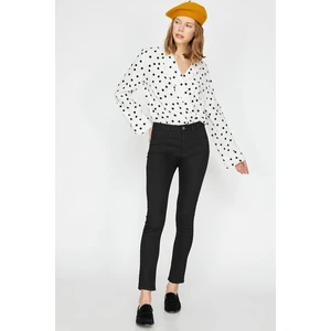 Koton Pants - Schwarz - Slim