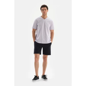 Dagi Black Modal Shorts with Elastic Waist and Pocket Detailed at the Back.