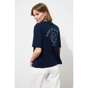 Koszulka damska Trendyol Embroidered