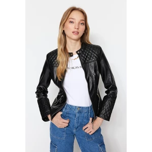 Női kabát Trendyol TWOAW23MO00388/Black