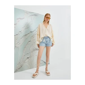 Koton Şahika Ercümen X - Normal Waist, Pockets, Denim Shorts