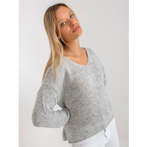 Grey oversize sweater with neck in V och bella