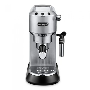 Espresso DeLonghi Dedica EC 685.M strieborn... Exkluzivní pákový kávovar široký pouze 14,9 cm