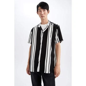 DEFACTO Regular Fit viscose Striped Short Sleeve Shirt