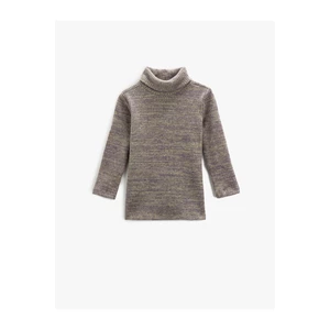 Koton Turtleneck T-Shirt with Long Sleeves, Soft texture and a loose fit.