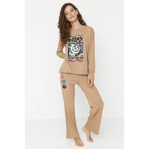 Trendyol Beige Printed Side Slit Detailed Knitted Pajamas Set