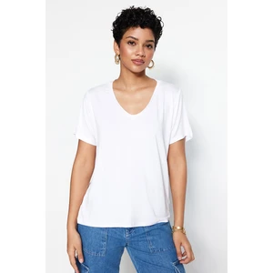 Trendyol White Viscose Basic V-Neck Knitted T-Shirt