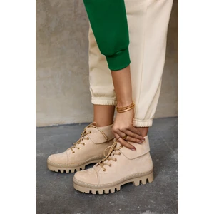 Suede Shoes Trapper Tiered Light Beige Dalles