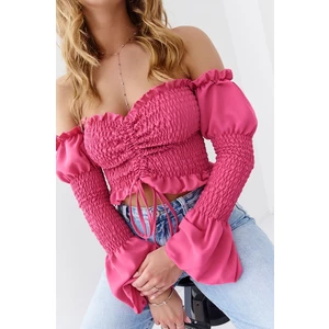 Stretchy deep pink Spanish blouse with long sleeves