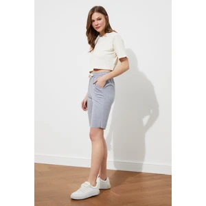 Pantaloncini da donna Trendyol Bermuda