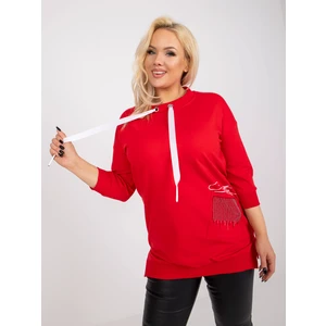 Red plus size cotton tunic with an appliqué