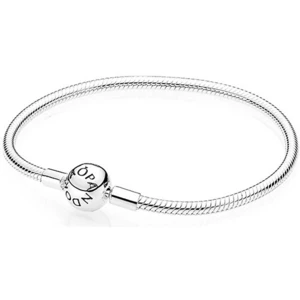 Pandora Pevný stříbrný náramek 590728 21 cm