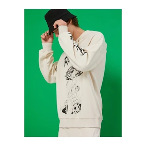 Koton Rick And Morty Oversized Sweatshirt Raised, Licensed, Printed