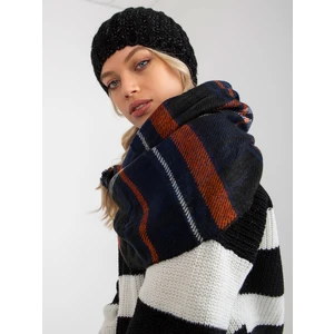 Navy and orange chimney with checkered print