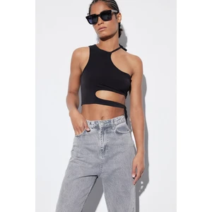 Trendyol Black Crop Knitted Window/Cut Out Detailed Blouse