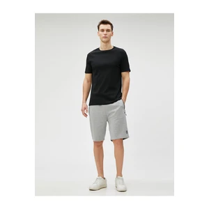 Koton College Shorts Tie Waist Zipper Pocket Detail.