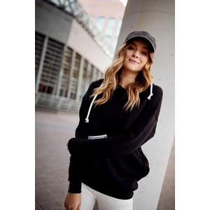 Women's padded black hoodie