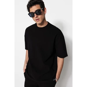 Trendyol Limited Edition Edition Black Men's Oversize 100% Cotton with Label, Textured Basic Thick Thick T-Shirt.