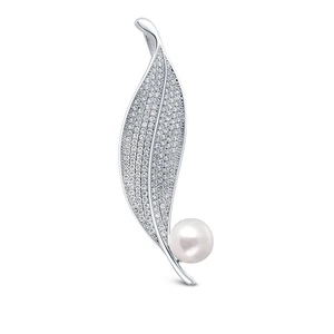 JwL Luxury Pearls Žiarivá perlová brošňa lístoček 2v1 JL0701