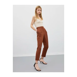Koton Pants - Braun - Carrot pants