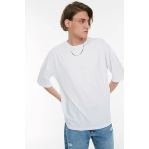 Trendyol White Men's Basic 100% Cotton Crew Neck Oversized Short Sleeved T-Shirt