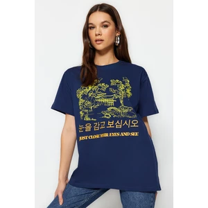 Trendyol Navy Blue 100% Cotton Printed Boyfriend Fit Crew Neck Knitted T-Shirt