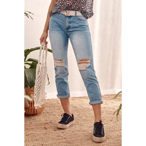 Jeans with holes in the knees