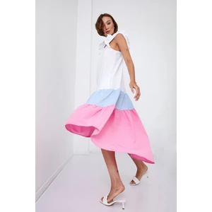 Summer dress with longer back in blue and pink