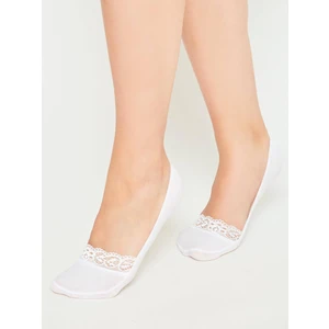 White socks Yups ax4142. R01