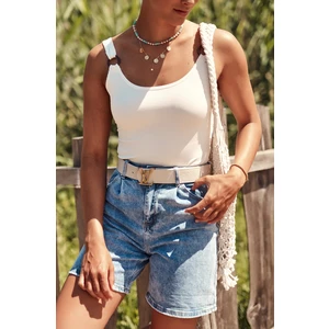 Denim shorts with high waist