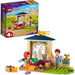 LEGO® Friends 41696 Čistenie poníka v stajni