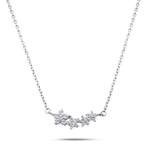 Brilio Silver Nežný strieborný náhrdelník s kvietkami NCL02W