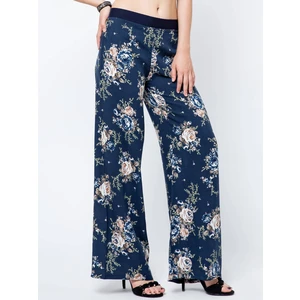 Swedish trousers decorated with a print in navy blue roses